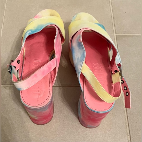 Current Mood Tie Dye Platforms - Picture 8 of 8